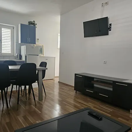 Mika Apartamento